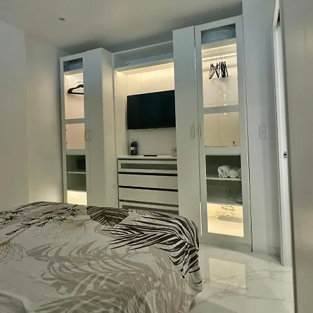 Le Soleil Tropezien, Somptueux 2 Pieces - Terrasse Vue