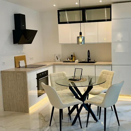 Apartamento Le Soleil Tropezien, Somptueux 2 Pieces - Terrasse Vue