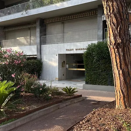 Appartement Le Soleil Tropezien, Somptueux 2 Pieces Renove, Terrasse, Centre, Vue Mer,