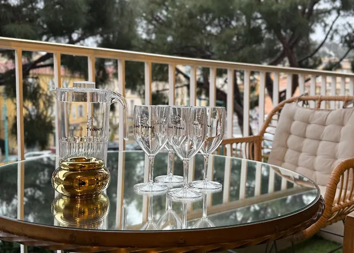 Le Soleil Tropezien, Somptueux 2 Pieces - Terrasse Vue