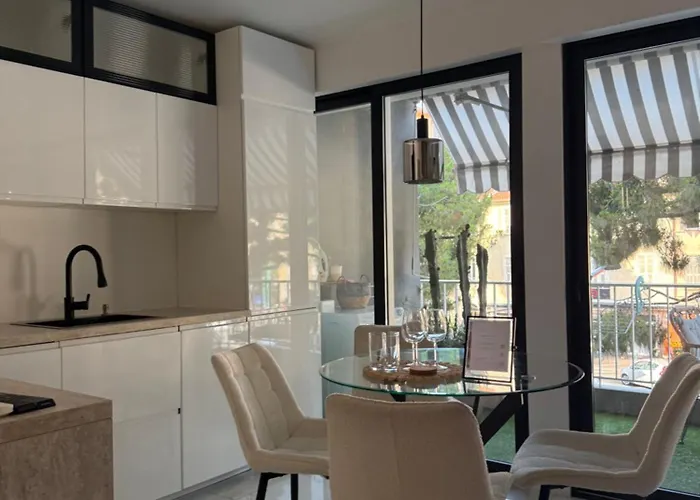 Le Soleil Tropezien, Somptueux 2 Pieces - Terrasse Vue