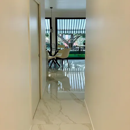 Le Soleil Tropezien, Somptueux 2 Pièces, Vue Mer, Terrasse Appartement