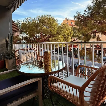 Apartamento Le Soleil Tropezien, Somptueux 2 Pieces Renove, Terrasse, Centre, Vue Mer,