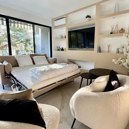 Le Soleil Tropezien, Somptueux 2 Pieces - Terrasse Vue Апартаменты Ментона