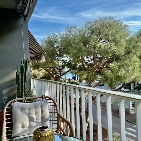 Le Soleil Tropezien, Somptueux 2 Pieces - Terrasse Vue *