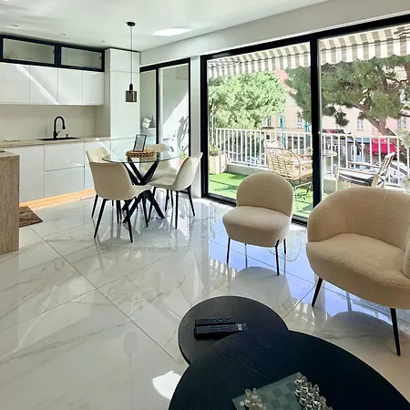 Le Soleil Tropezien, Somptueux 2 Pieces - Terrasse Vue * מנטון