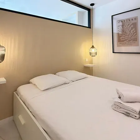 Le Soleil Tropezien, Somptueux 2 Pieces - Terrasse Vue מנטון