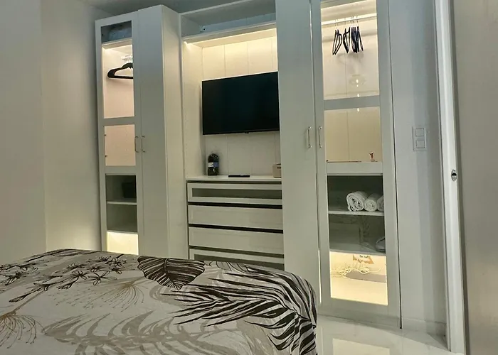 Le Soleil Tropezien, Somptueux 2 Pieces - Terrasse Vue