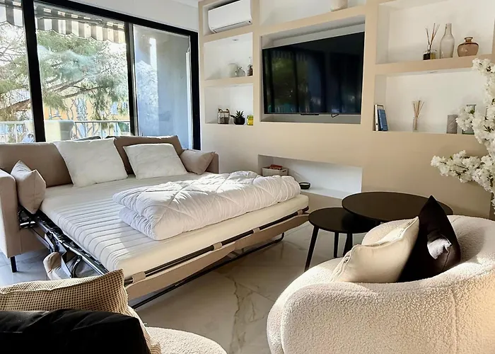 Le Soleil Tropezien, Somptueux 2 Pieces - Terrasse Vue Daire Menton